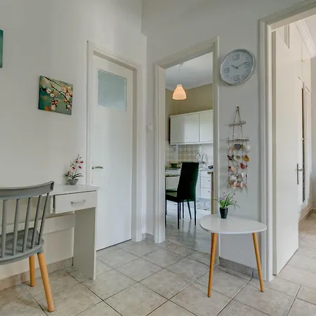 Ionelia Beach Apartment Διαμέρισμα