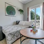 Ionelia Hospitality Apartment