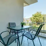 Ionelia Hospitality Apartment Ipsos