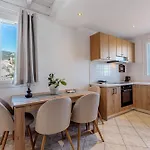 Ionelia Hospitality Apartment Ipsos