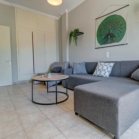 Ionelia Beach Apartment *