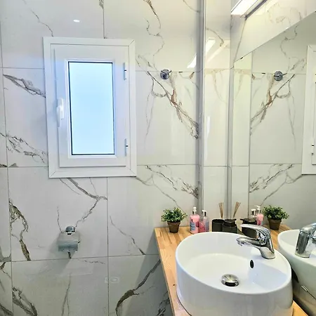 Διαμέρισμα Ionelia Beach Apartment Ύψος